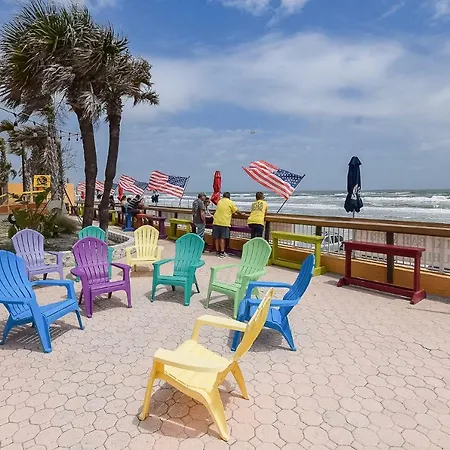 Daytona Beach Studio Condo With Beautiful Ocean View-3