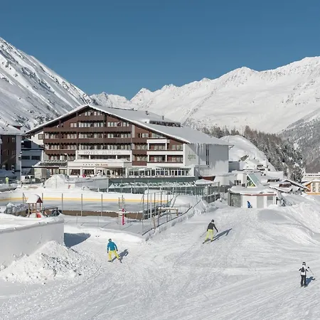 Hotel Alpina Deluxe-2