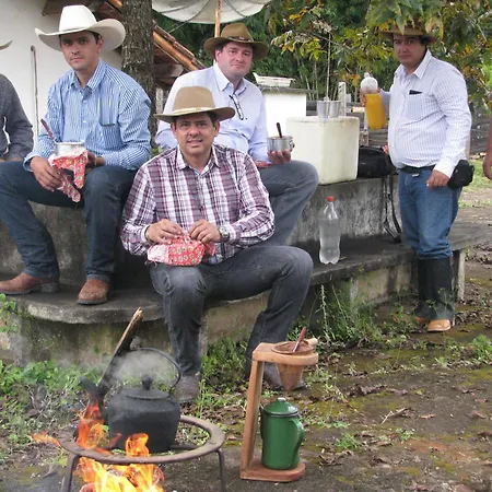 Fazenda da Roseta - Turismo Rural e Passeios a Cavalo --2