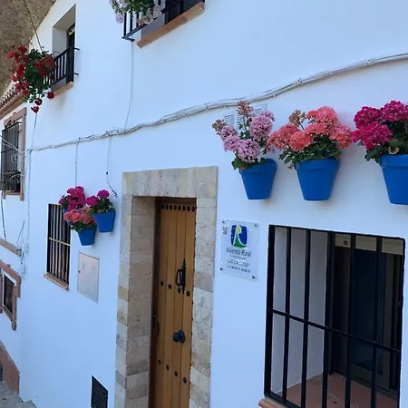 Casa Cueva Las Calcetas-3