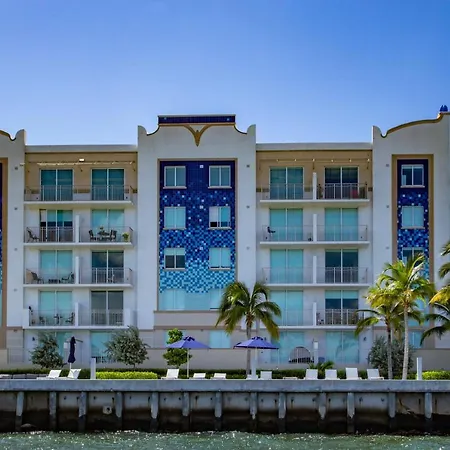 Mare Azur Design District Luxury Apartments-3