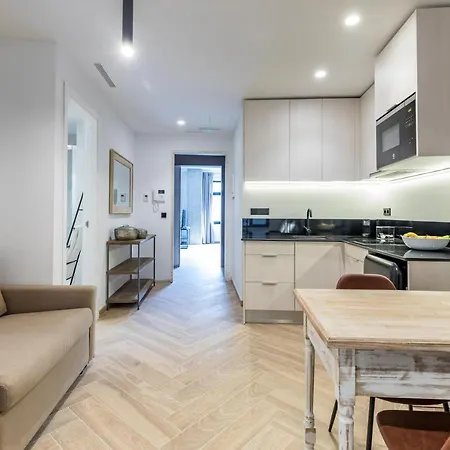 Goerlich By Alma Suites-3