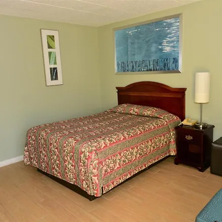 Red Carpet Inn-3