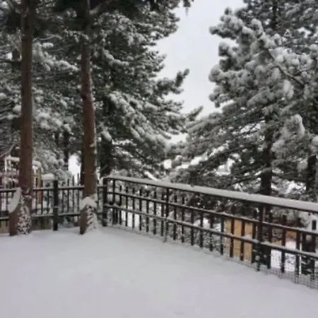Snow House-2