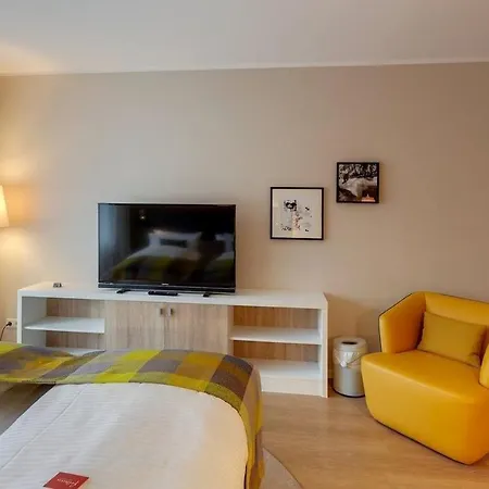 Frederics Muenchen City Schwabing-3