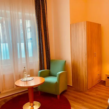 Hotel Gasthaus Zur Eule-3
