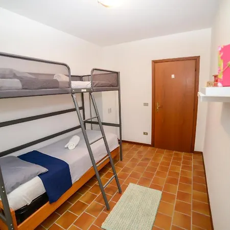 Loft Free Parking Agli Ulivi Moderno E Spazioso-2