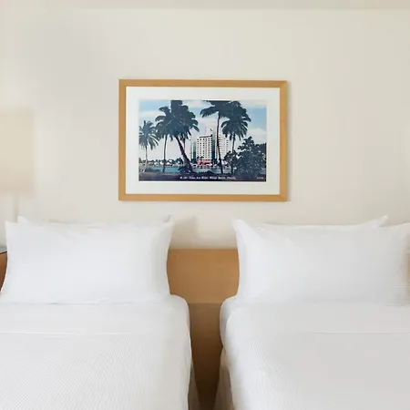 South Seas Hotel-2