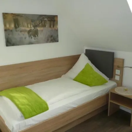 Hotel Garni Haus Schönberger-3