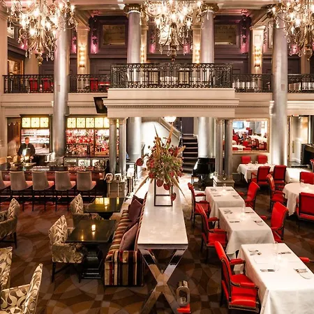 Hotel Le St. James Montreal-3