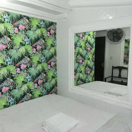 Suites do Meson-2