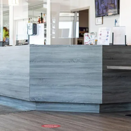 Quality Hotel Bordeaux Pessac-3