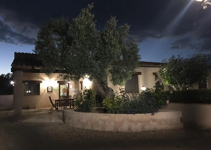 Hostal Ruralracons Cretas con Piscina