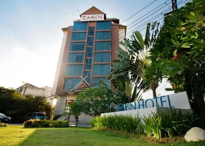 Tarin Hotel Chiang Mai Avec Terrain de Golf