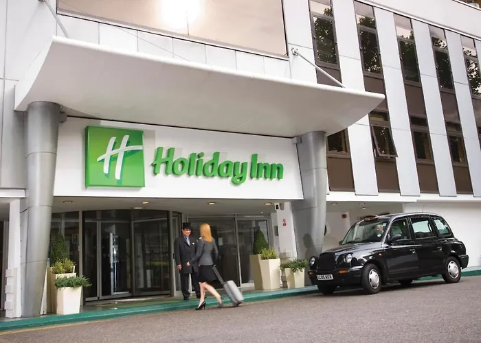 Holiday Inn London Kensington Forum, An Ihg Hotel Avec Terrain de Golf