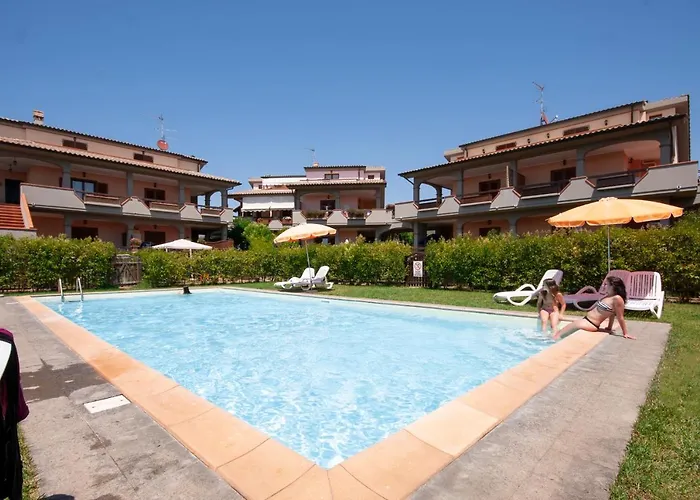 Follonica Apartments - Pool & Relax
