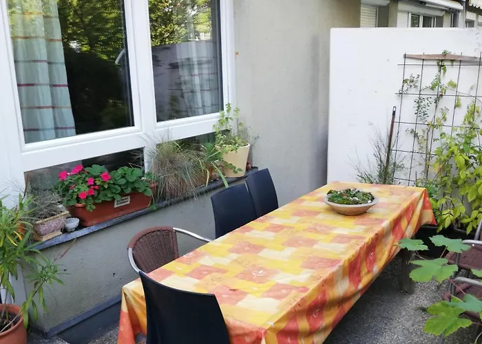 Room In Maisonette With Garden, Parking Place