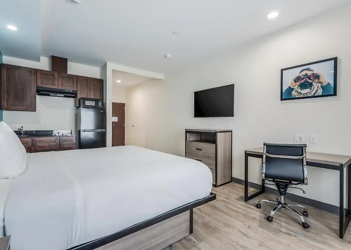 Red Lion Inn & Suites Katy