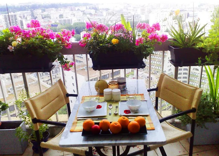Paris On Top