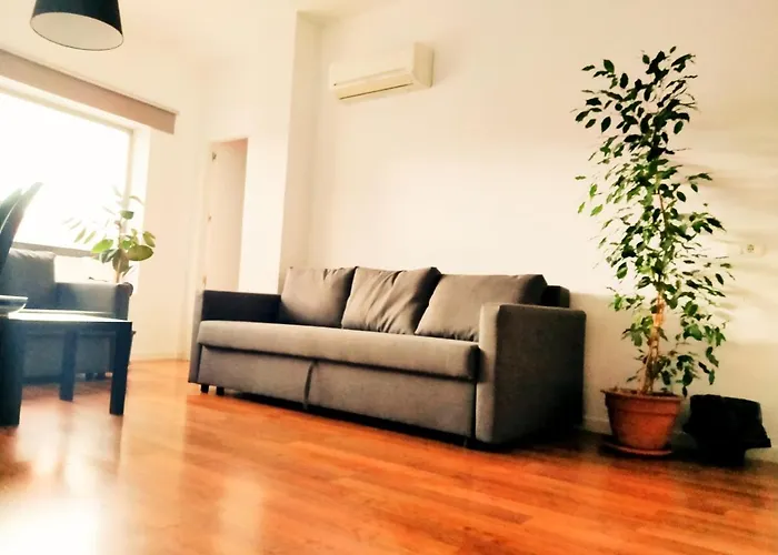 TOLETUM low cost LOFTS diáfanos o 2dormitorios PARKING Municipal Gratis al aire libre a 100m