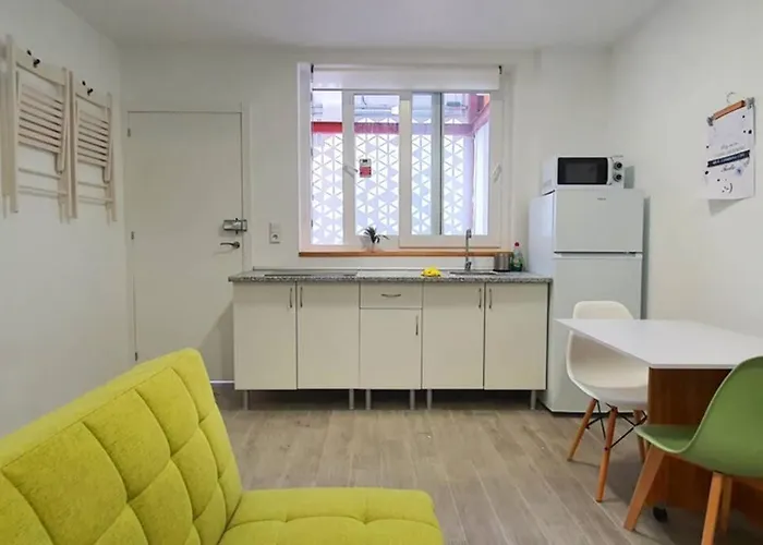 Suite By Hawkins Interior Ba Algeciras