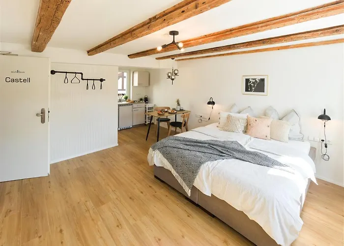 WachtRaum Reutlingen - Altstadt Apartment&Design Rooms an Stadthalle&Marktplatz