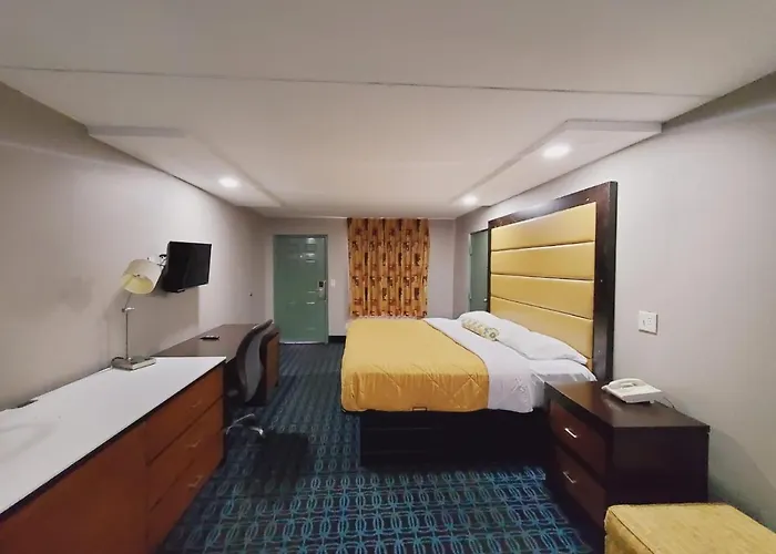 Scottish Inns And Suites