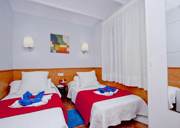 Barcelona City Rooms Hostal