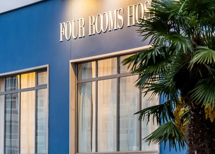 Four Rooms Hostel Lugo