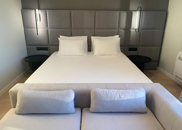 Boutique Artnest Boutique Hotel & Suites Sarandë
