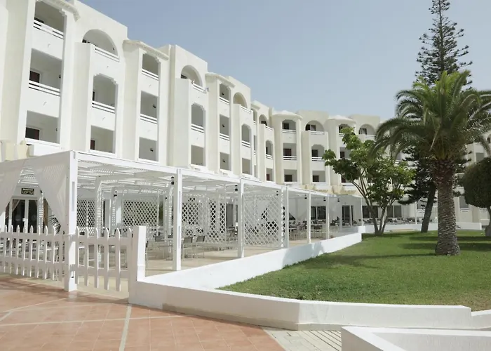Thapsus Beach Resort