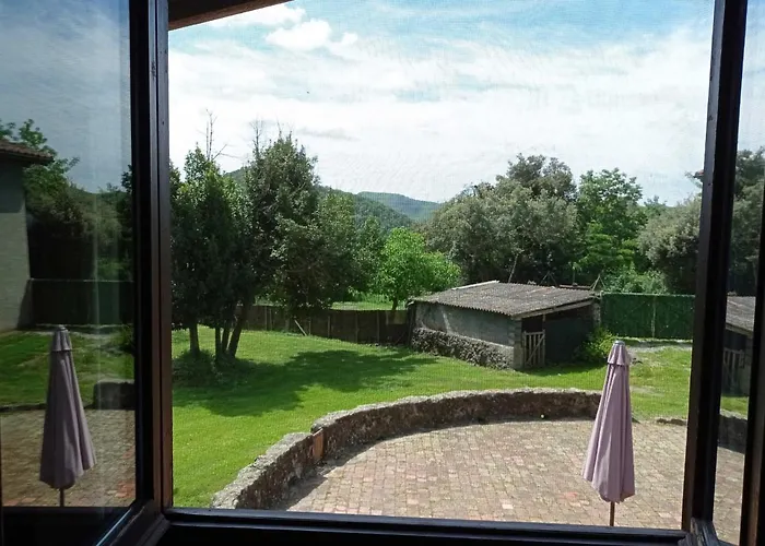 Can Janot Villa Olot