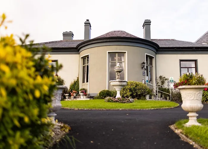 Ballinalacken Castle Country House Hotel Doolin - 4 star Hotel