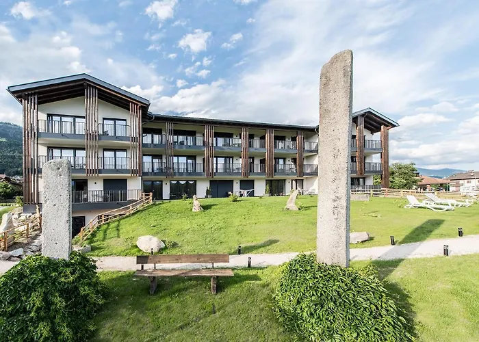 Chalet Kristall - Dolomites Garden Chalet Falzes