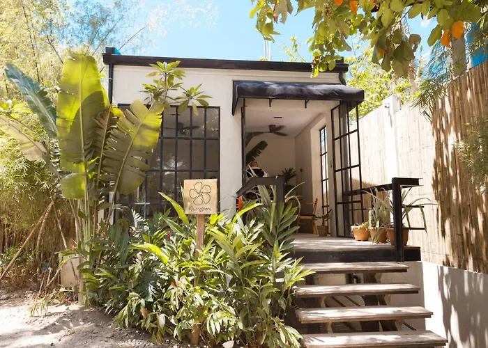 Hotel Frangipani El Nido