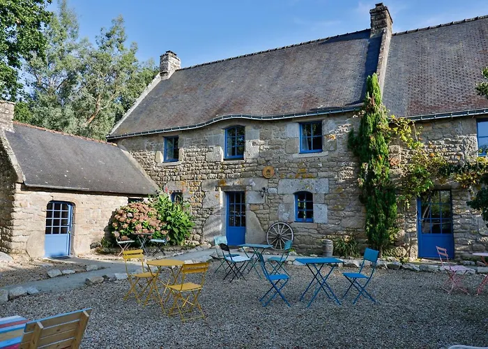 Hotel Des Feuilles et Des Hiboux à Plescop