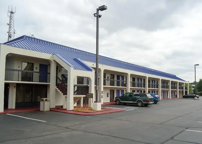 Motel 6-Memphis, Tn - East With Golf Course