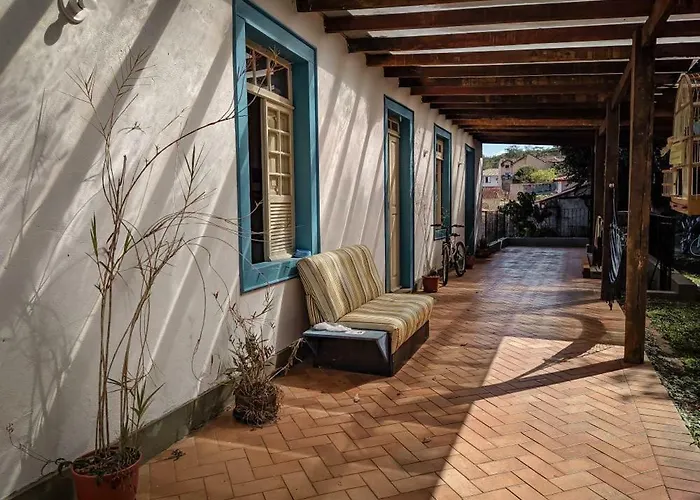 Del Mundo Hostel