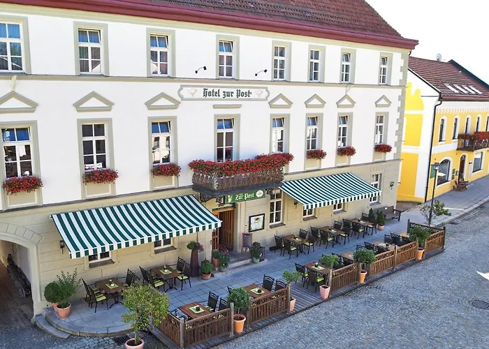 Haustierfreundliches Hotel zur Post Lam