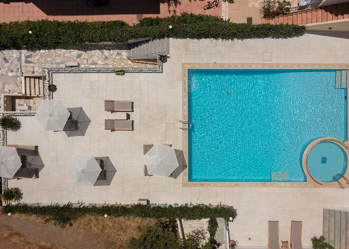 Adonis Hotel Agia Galini