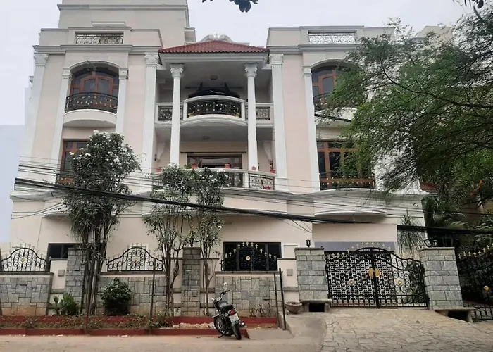 Kygo Hostels