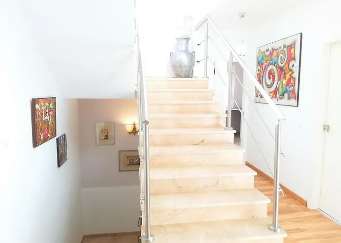 LA CASA DE LA PINTORA DE CAZORLA,ideal para familias y grupos grandes
