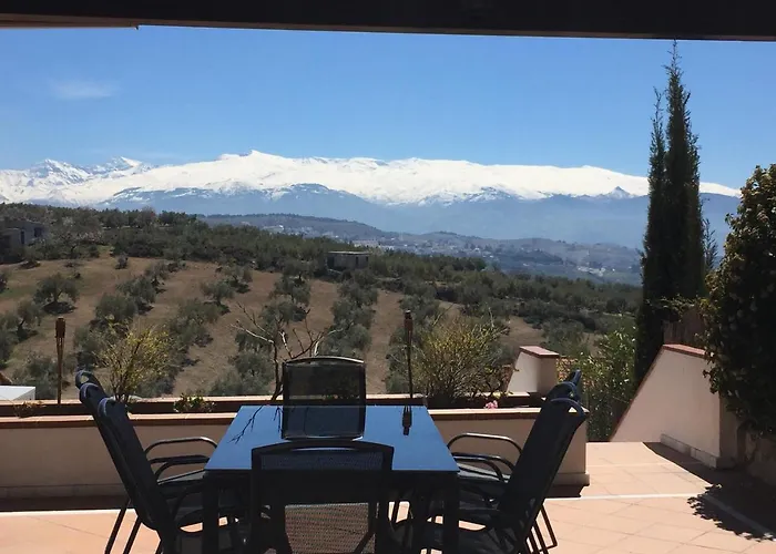 Villa Alfaguara-Holiday Home Granada&Sierra Nevada con Piscina