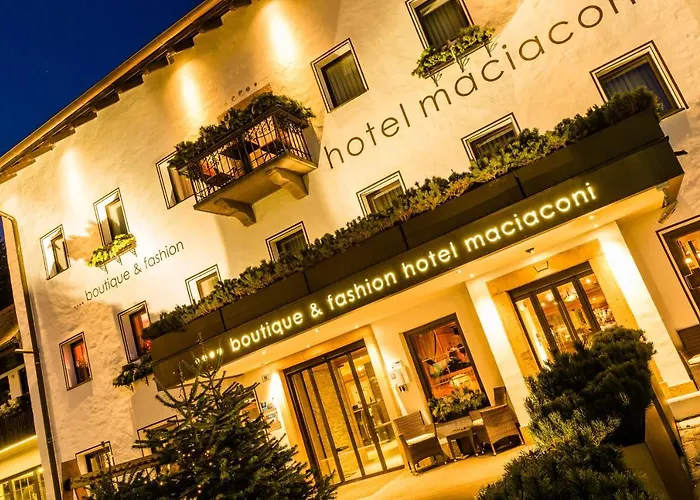 Boutique & Fashion Hotel Maciaconi - Gardenahotels Santa Cristina Val Gardena