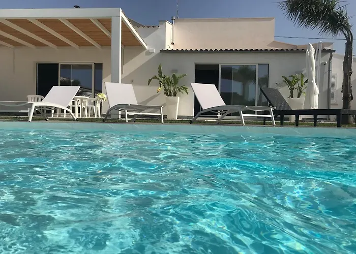 Villa White Luxury Residence Marsala con Piscina