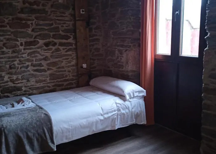 Albergue La Casona de Sarria