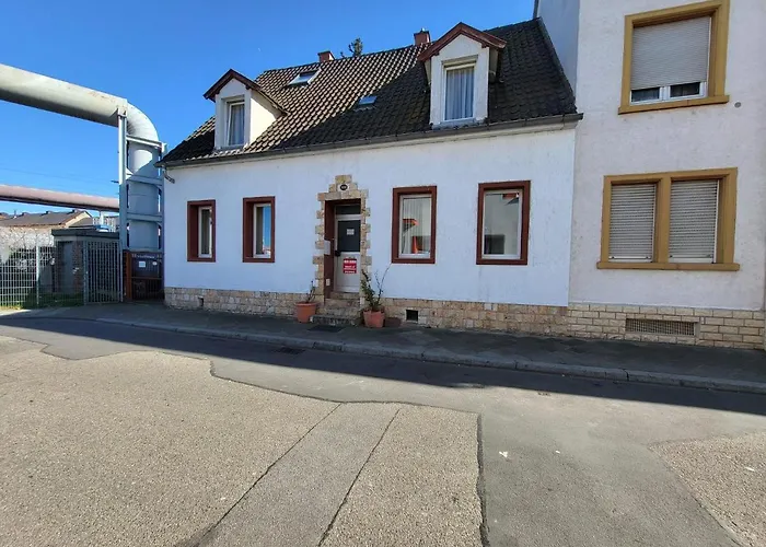 Pension Haus Baron 1 Neckarau