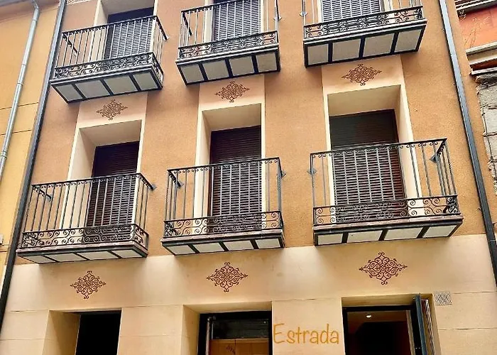 Estrada Suites Ávila