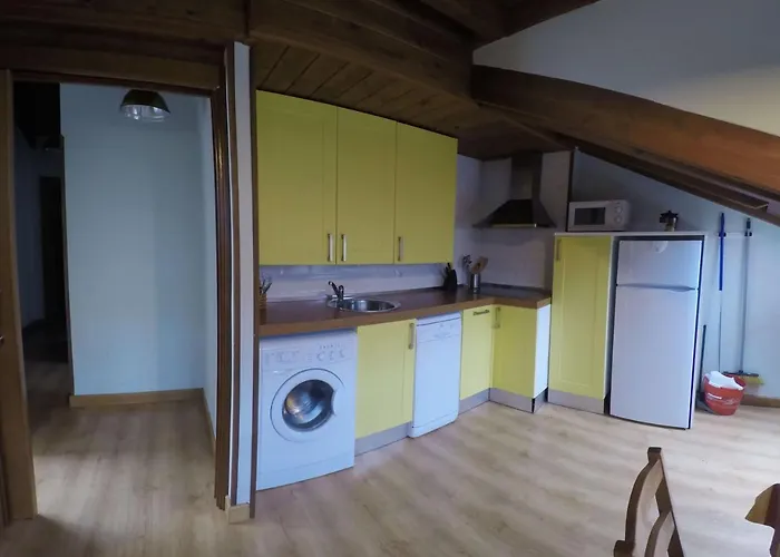 Apartamentos Rurales Vallanu Rodeados De Naturaleza En Llanes Y A 3 Kilometros De Las Playas admite animales