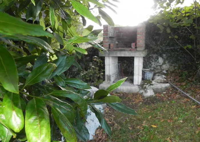 Apartamentos Rurales Vallanu Rodeados De Naturaleza En Llanes Y A 3 Kilometros De Las Playas